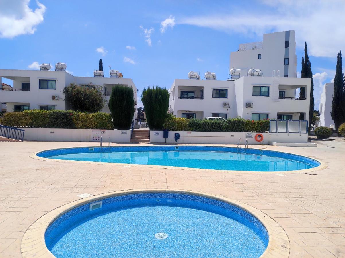 Appartamento Marina Gardens Paphos Esterno foto